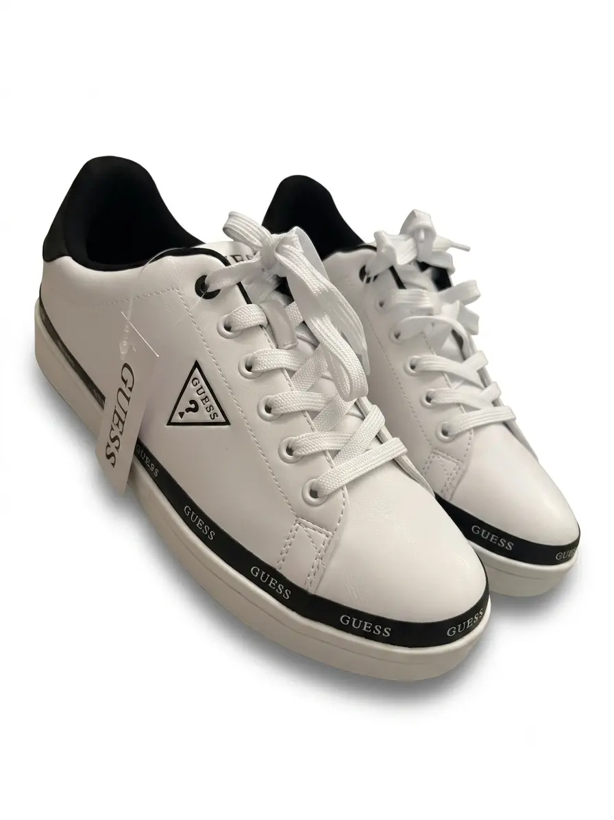 GUESS LOVIS CASUAL